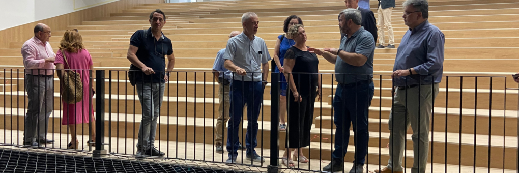 La consellera de Cultura i l'alcalde de Crevillent visiten els avanços del Teatre Chapí