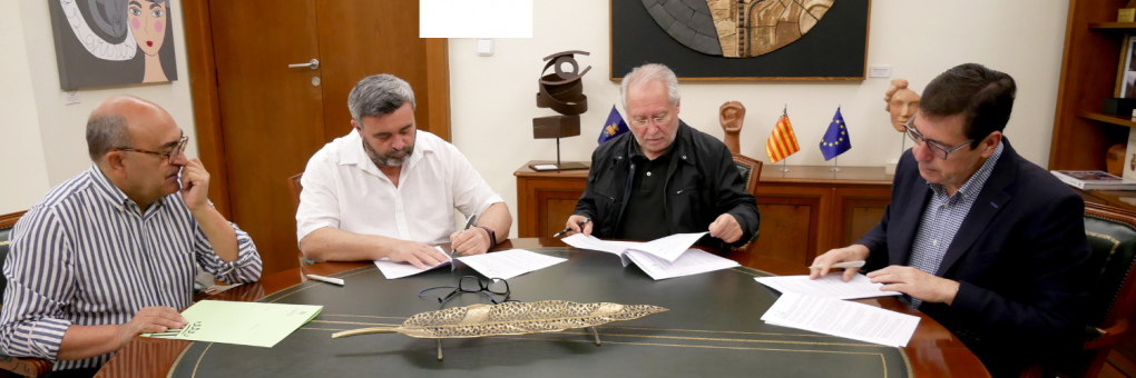 Queda signat el conveni de col·laboració per a la conservació del Museu de la Setmana Santa de Crevillent